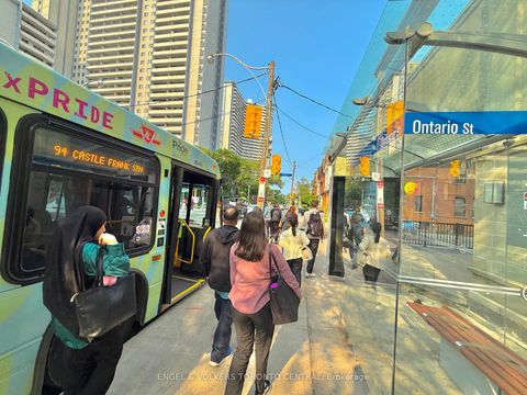 Photo 34 at 208 - 225 Wellesley Street E, South St. James Town, Toronto