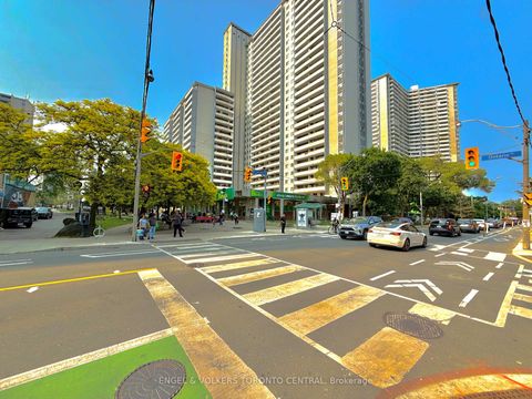 Photo 38 at 208 - 225 Wellesley Street E, South St. James Town, Toronto
