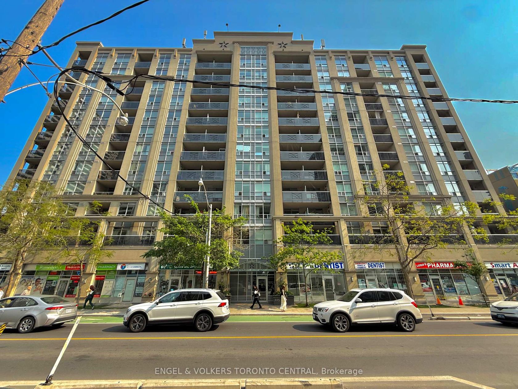208 - 225 Wellesley Street E, South St. James Town, Toronto 