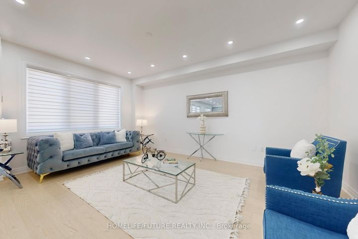 Photo 2 at 2096 Chris Mason Street, Kedron, Oshawa