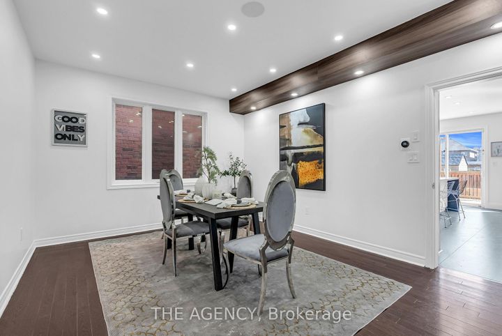 Photo 4 at 13 Waterwide Crescent, Credit Valley, Brampton