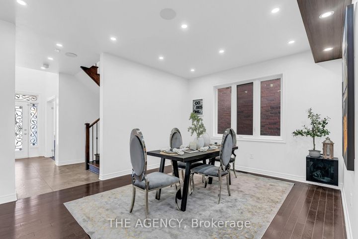 Photo 5 at 13 Waterwide Crescent, Credit Valley, Brampton