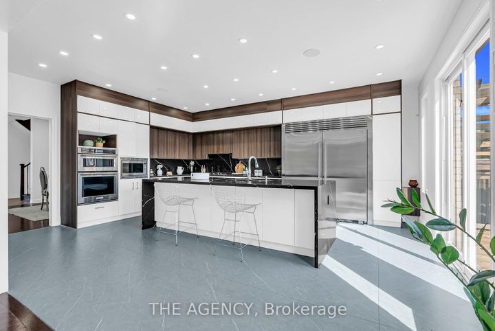 Photo 11 at 13 Waterwide Crescent, Credit Valley, Brampton