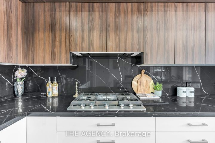 Photo 12 at 13 Waterwide Crescent, Credit Valley, Brampton