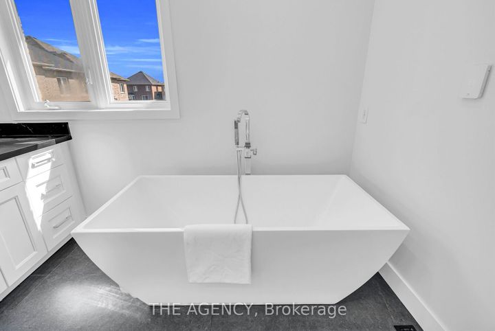 Photo 21 at 13 Waterwide Crescent, Credit Valley, Brampton
