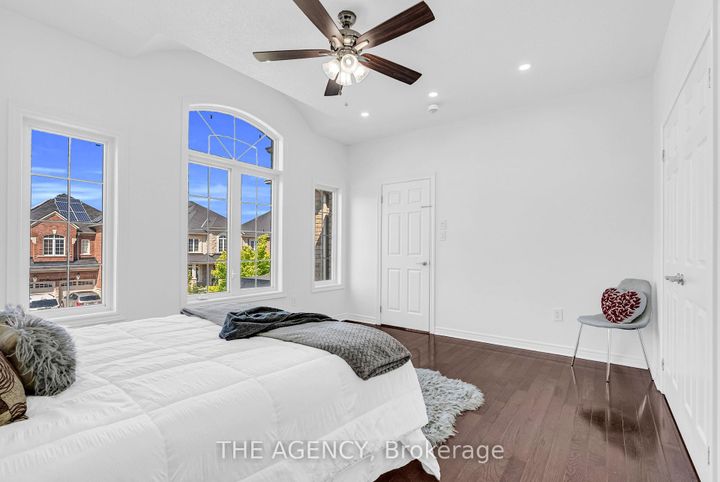 Photo 32 at 13 Waterwide Crescent, Credit Valley, Brampton