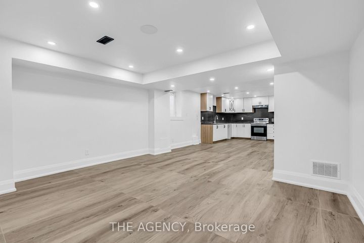 Photo 34 at 13 Waterwide Crescent, Credit Valley, Brampton