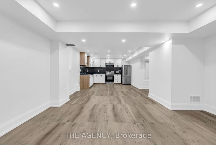 Photo 35 at 13 Waterwide Crescent, Credit Valley, Brampton
