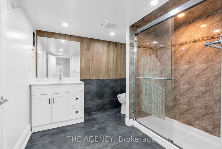 Photo 38 at 13 Waterwide Crescent, Credit Valley, Brampton