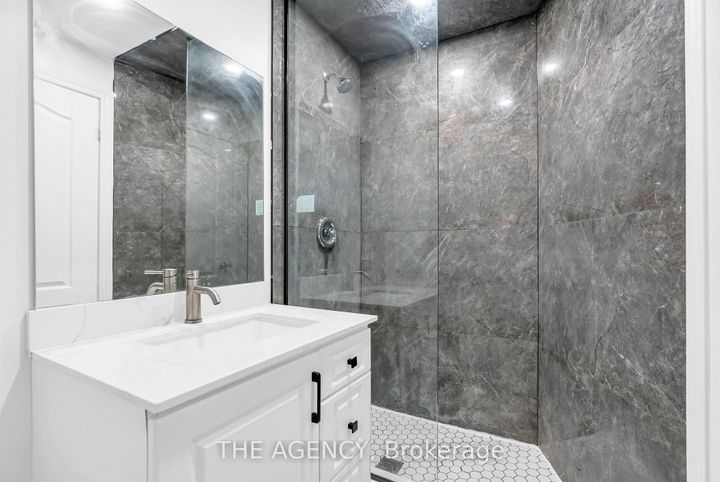 Photo 43 at 13 Waterwide Crescent, Credit Valley, Brampton