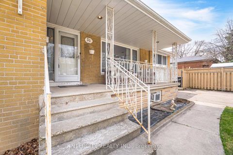Photo 6 at 31 Munhall Road, Humber Heights, Toronto