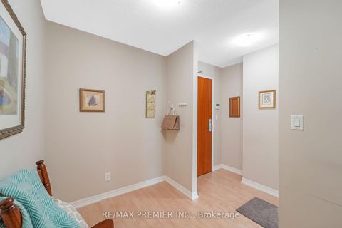 Photo 3 at 216 - 1403 Royal York Road, Richview, Toronto