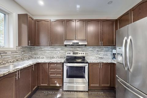 Photo 21 at 133 Aikenhead Avenue, Westbrook, Richmond Hill