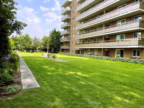 Photo 4 at 702 - 414 Blake Street, Codrington, Barrie