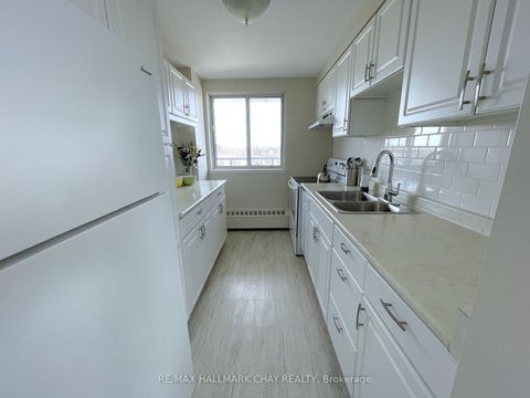 Photo 10 at 702 - 414 Blake Street, Codrington, Barrie Photo 10 at 702 - 414 Blake Street, Codrington, Barrie