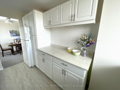 Photo 12 at 702 - 414 Blake Street, Codrington, Barrie