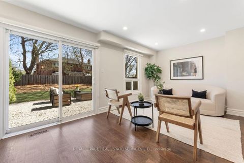 Photo 12 at 143 Speyside Drive, BR Bronte, Oakville