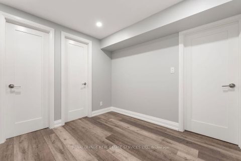 Photo 31 at 143 Speyside Drive, BR Bronte, Oakville
