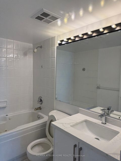 Photo 10 at 3002 - 33 Empress Avenue, Willowdale East, Toronto