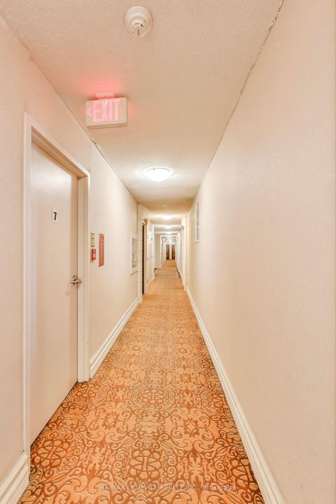 Photo 9 at 710 - 7 Lorraine Drive, Willowdale West, Toronto