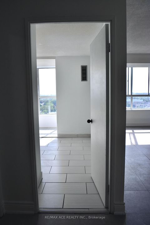 Photo 18 at 1403 - 330 McCowan Road, Eglinton East, Toronto