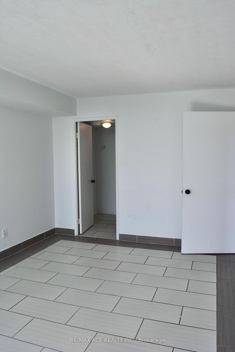 Photo 21 at 1403 - 330 McCowan Road, Eglinton East, Toronto