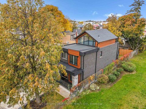 Photo 2 at 48 Silverthorn Avenue, Pellam Park, Toronto