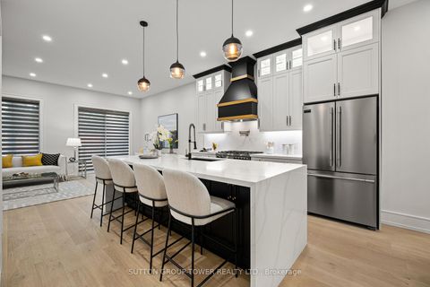 Photo 7 at 48 Silverthorn Avenue, Pellam Park, Toronto