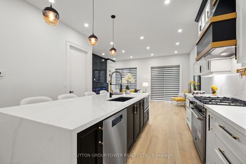 Photo 9 at 48 Silverthorn Avenue, Pellam Park, Toronto