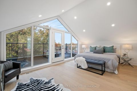Photo 19 at 48 Silverthorn Avenue, Pellam Park, Toronto
