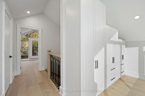 Photo 21 at 48 Silverthorn Avenue, Pellam Park, Toronto