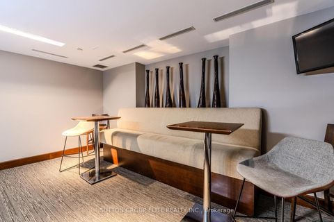 Photo 5 at 910 - 8 Telegram Mews, Waterfront Communities C1, Toronto
