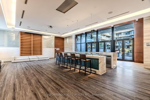 Photo 10 at 910 - 8 Telegram Mews, Waterfront Communities C1, Toronto