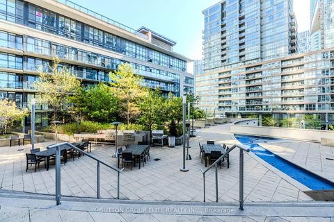 Photo 12 at 910 - 8 Telegram Mews, Waterfront Communities C1, Toronto