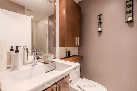 Photo 20 at 910 - 8 Telegram Mews, Waterfront Communities C1, Toronto