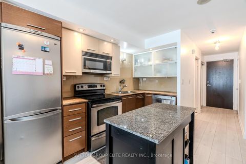 Photo 21 at 910 - 8 Telegram Mews, Waterfront Communities C1, Toronto