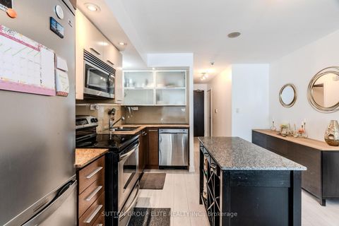 Photo 22 at 910 - 8 Telegram Mews, Waterfront Communities C1, Toronto