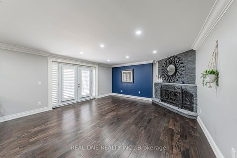 Photo 36 at 1 Manorpark Court S, Henry Farm, Toronto