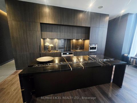 Photo 9 at 6003 - 11 Yorkville Avenue, Annex, Toronto