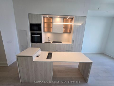 Photo 32 at 6003 - 11 Yorkville Avenue, Annex, Toronto