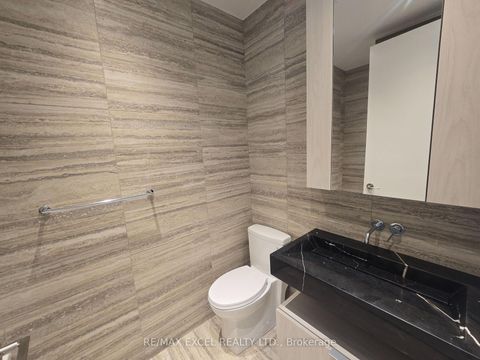 Photo 33 at 6003 - 11 Yorkville Avenue, Annex, Toronto