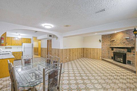 Photo 15 at 107 Hazelnut Crescent, Pleasant View, Toronto
