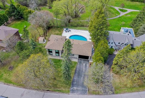Photo 2 at 56 Cynthia Crescent, Oak Ridges, Richmond Hill