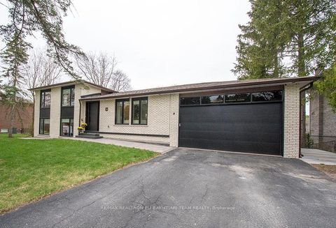 Photo 10 at 56 Cynthia Crescent, Oak Ridges, Richmond Hill