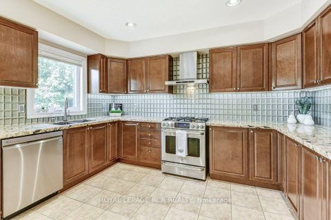 Photo 13 at 42 Mynden Way, Woodland Hill, Newmarket