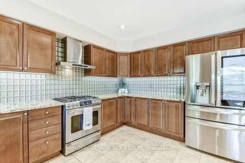 Photo 16 at 42 Mynden Way, Woodland Hill, Newmarket