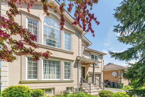 Photo 3 at 162 Goulding Avenue, Newtonbrook West, Toronto