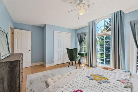 Photo 12 at 162 Goulding Avenue, Newtonbrook West, Toronto
