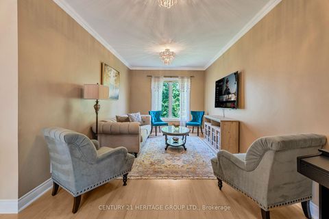 Photo 21 at 162 Goulding Avenue, Newtonbrook West, Toronto
