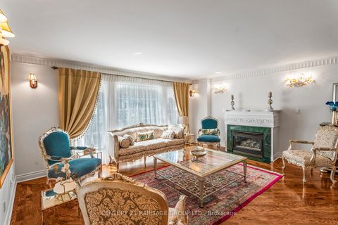 Photo 26 at 162 Goulding Avenue, Newtonbrook West, Toronto